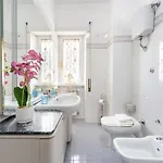 7th Floor Terrace - San Giovanni & Colosseum * Рим