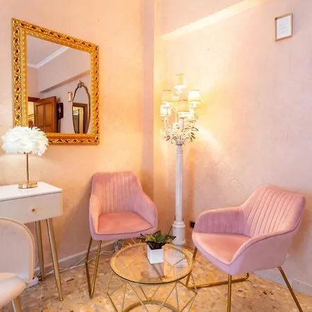7th Floor Terrace - San Giovanni & Colosseum Apartment *